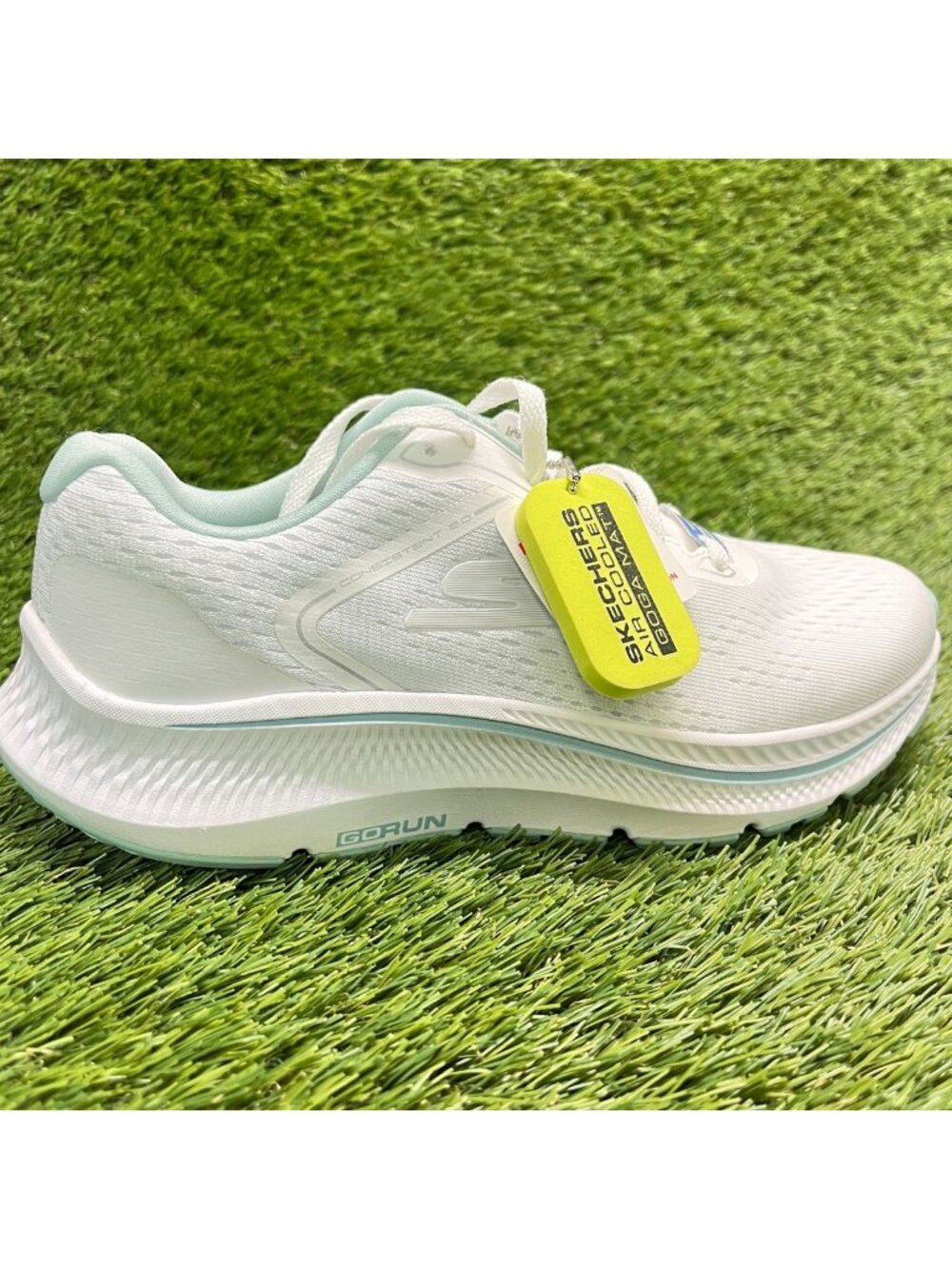 Skechers Go Run Consistent 2.0 Womens Size 6 White Green Running Shoes Sneakers